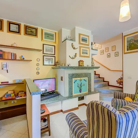 Casa Elisabetta 100m From - Happy Stresa
