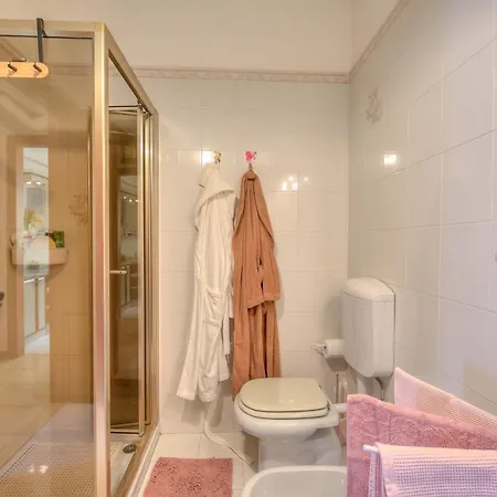 Apartamento Casa Elisabetta 100m From - Happy Stresa