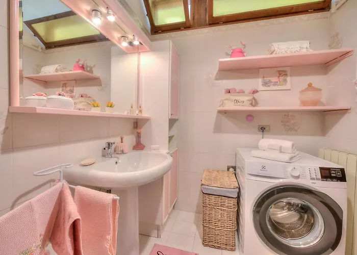 Casa Elisabetta 100m From - Happy Apartment